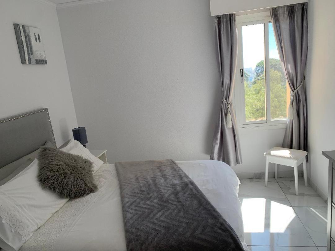 Lemon Tree Apartment Benalmadena Bagian luar foto