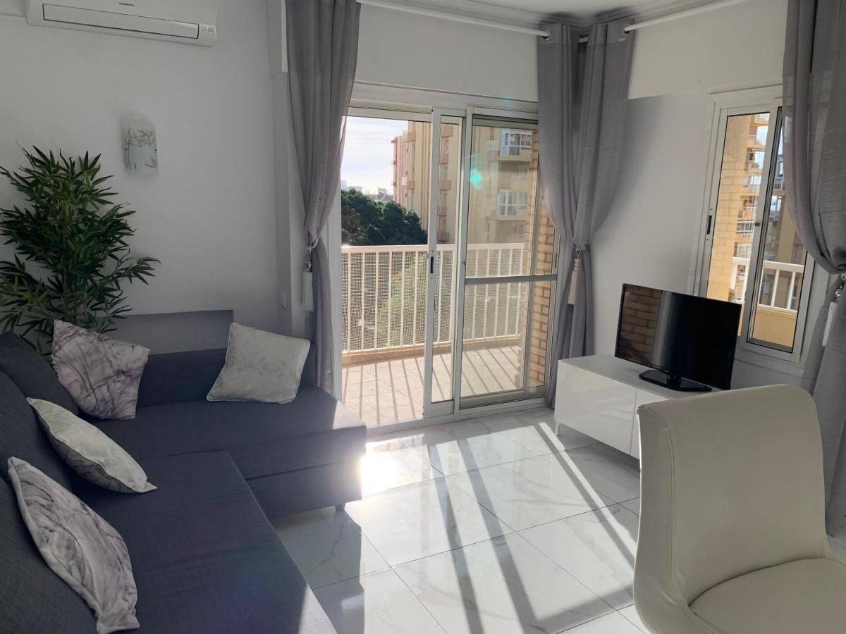 Lemon Tree Apartment Benalmadena Bagian luar foto
